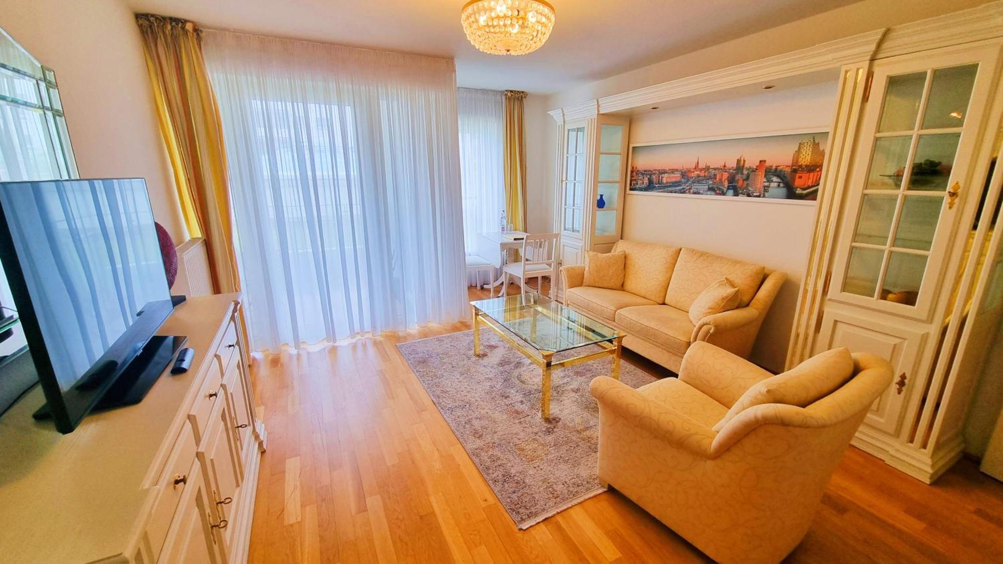 Aparthotel Newlivinghome Residenzhotel 4*
